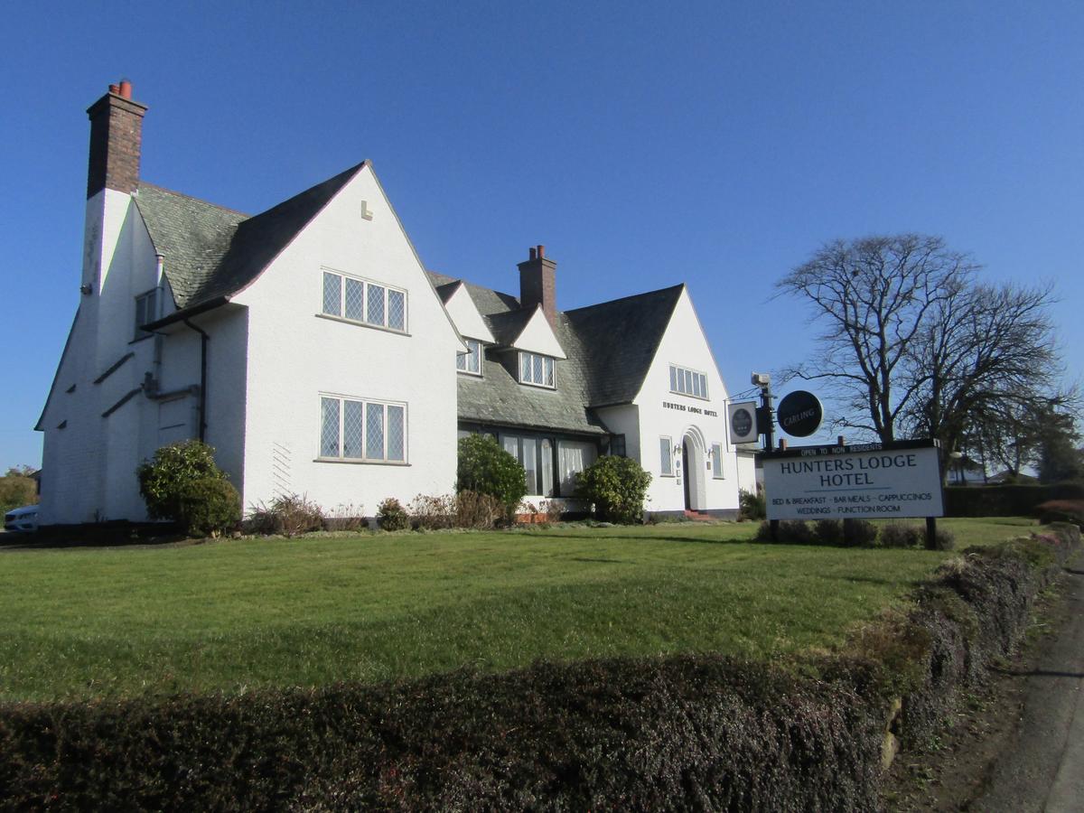 Hunters Lodge Hotel Gretna Green Exterior photo